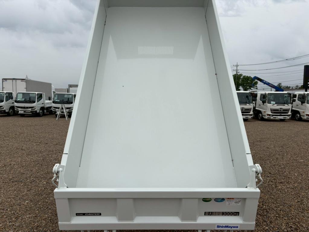 三菱 キャンター 2RG-FBA60(2WD)の写真8