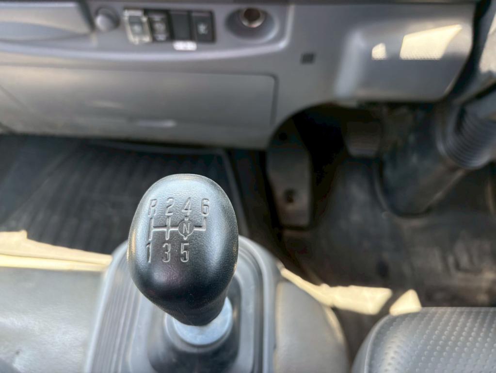 いすゞ フォワード TKG-FRR90S1(2WD)の写真23