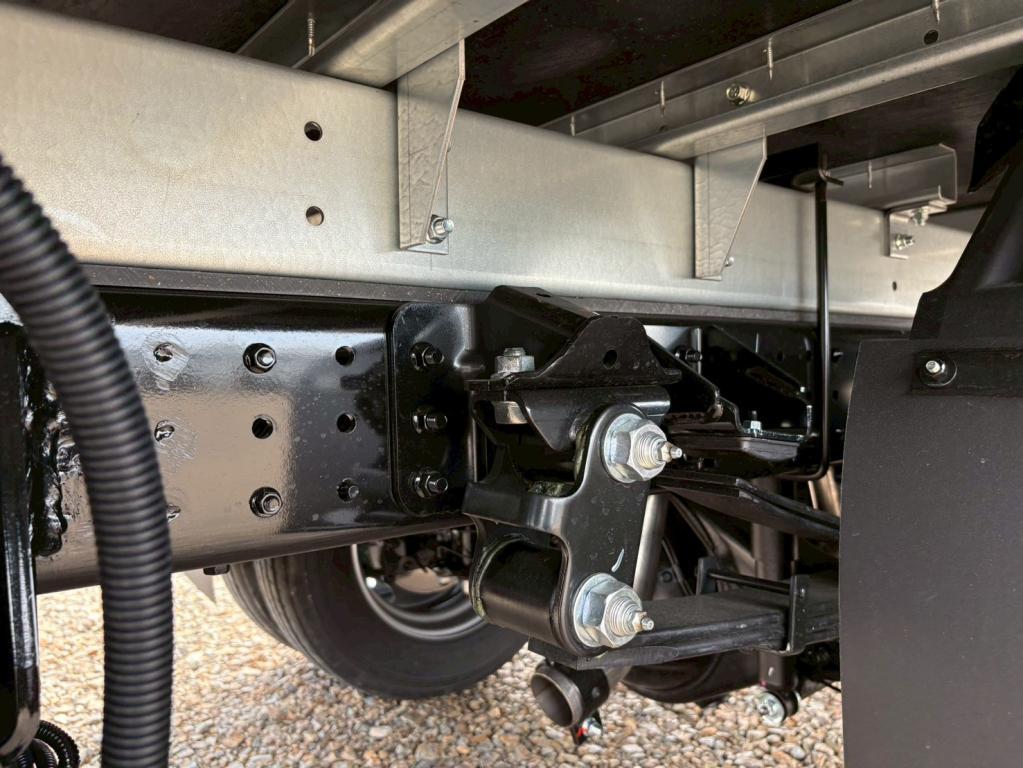 三菱 キャンター 2RG-FEB80(2WD)の写真17