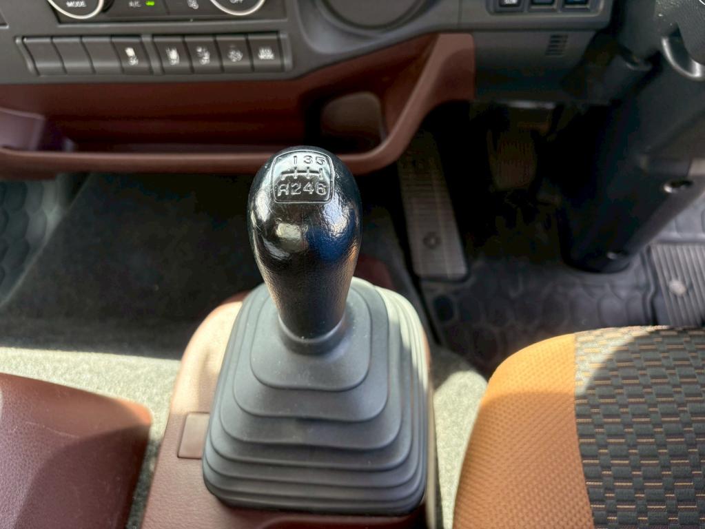 日野 レンジャー 2KG-FC2ABG(2WD)の写真23