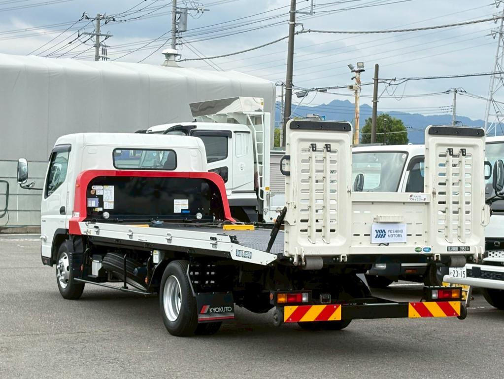 三菱 キャンター 2PG-FEB80(2WD)の写真3