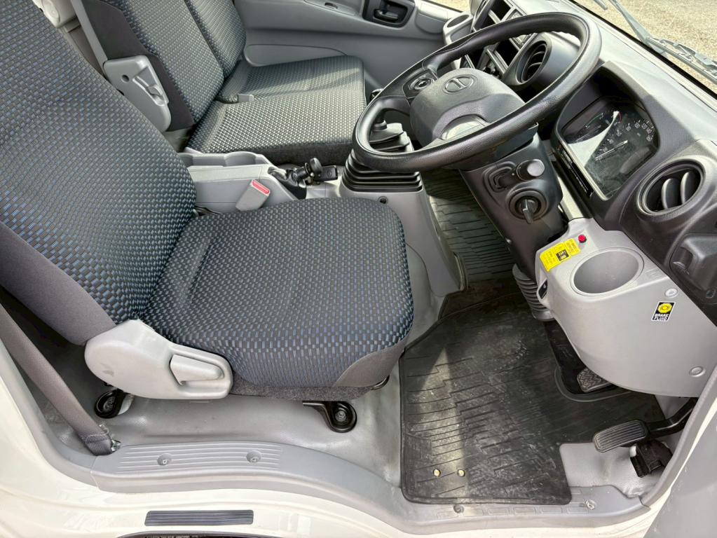 日野 デュトロ 2KG-XZU722M(2WD)の写真21
