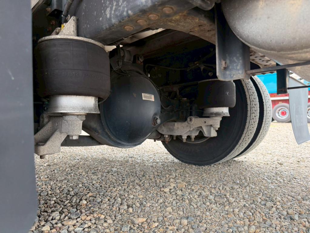 いすゞ フォワード SKG-FRR90T2(2WD)の写真17