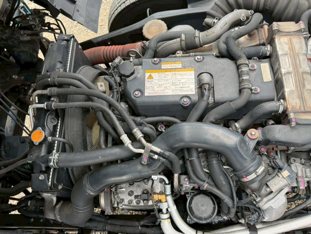 いすゞ フォワード SKG-FRR90T2(2WD)の写真18