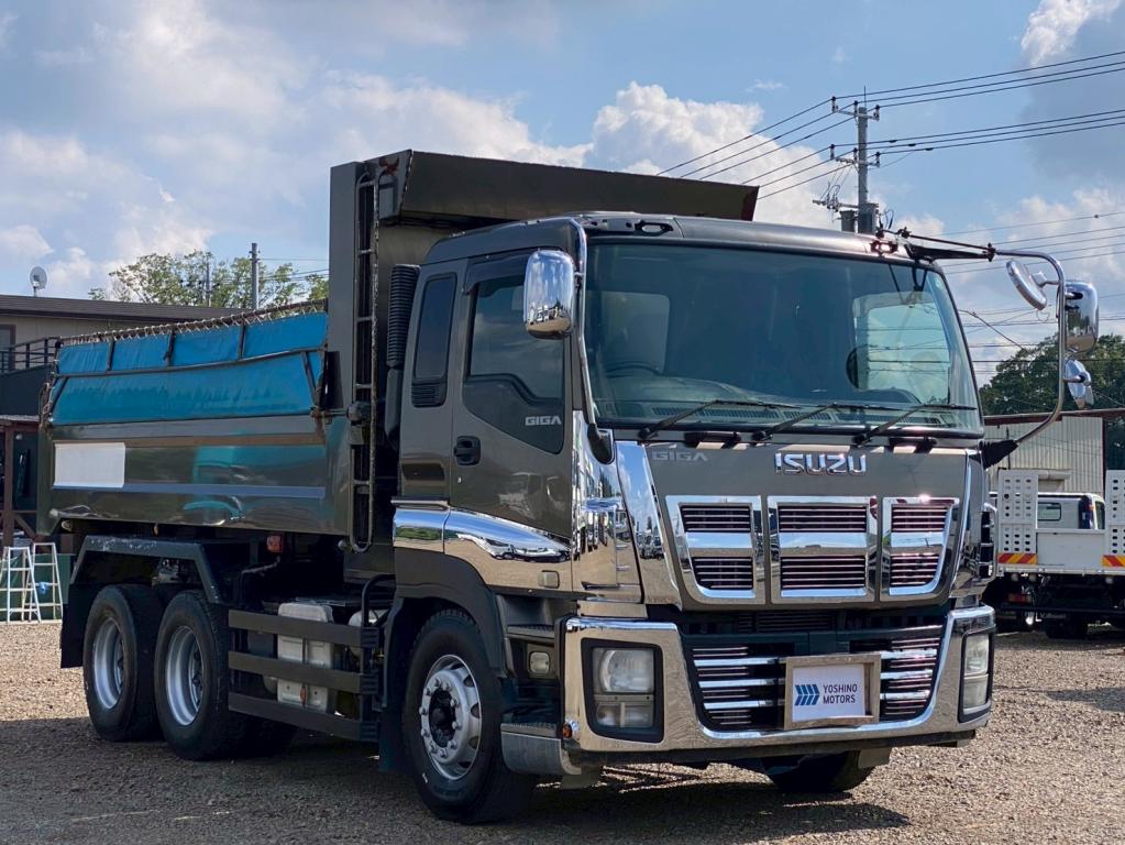 いすゞ ギガ QKG-CXZ77AT(6x4)の写真2