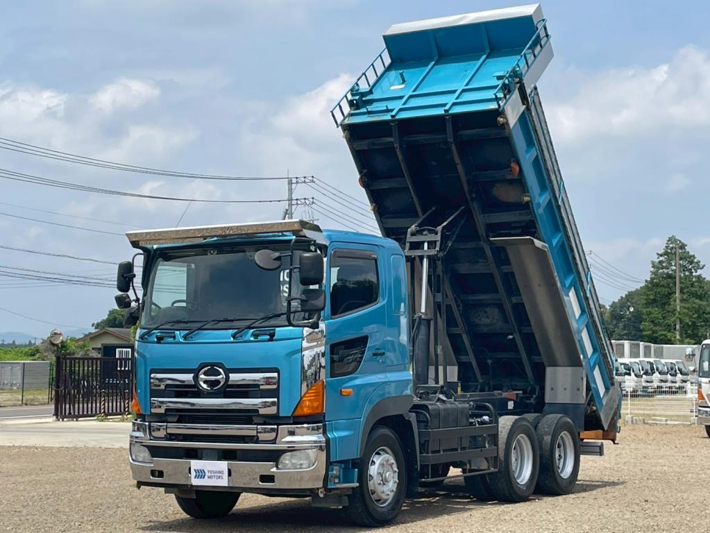日野 プロフィア QKG-FS1EKDA(6x4)の写真1