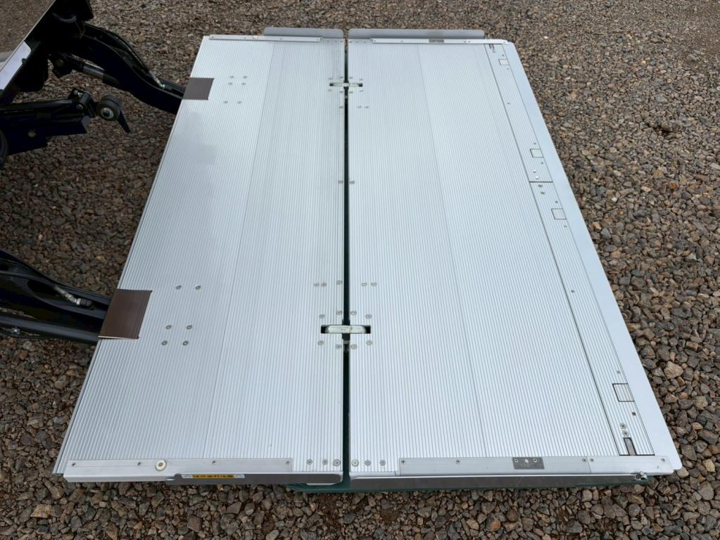 日野 レンジャー 2KG-FD2ABG(2WD)の写真12