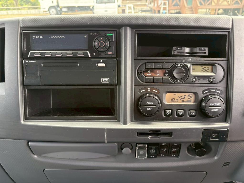 いすゞ フォワード 2RG-FRR90T2(2WD)の写真22