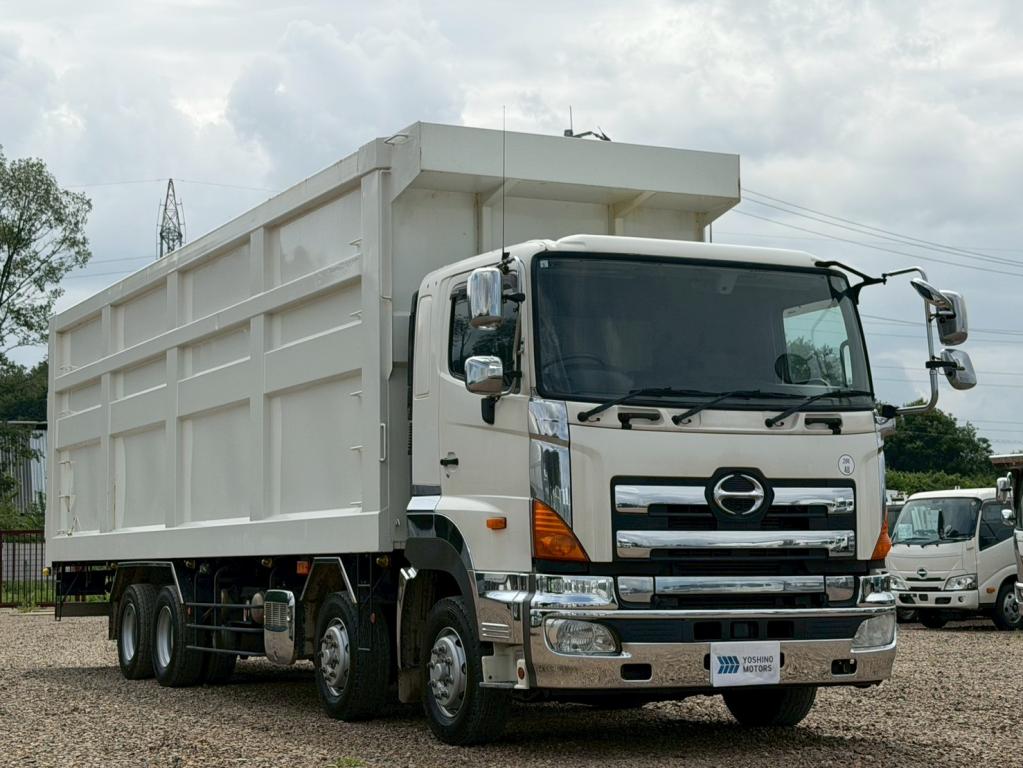 日野 プロフィア QKG-FW1EWEA(8x4)の写真2
