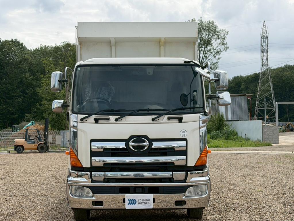 日野 プロフィア QKG-FW1EWEA(8x4)の写真13