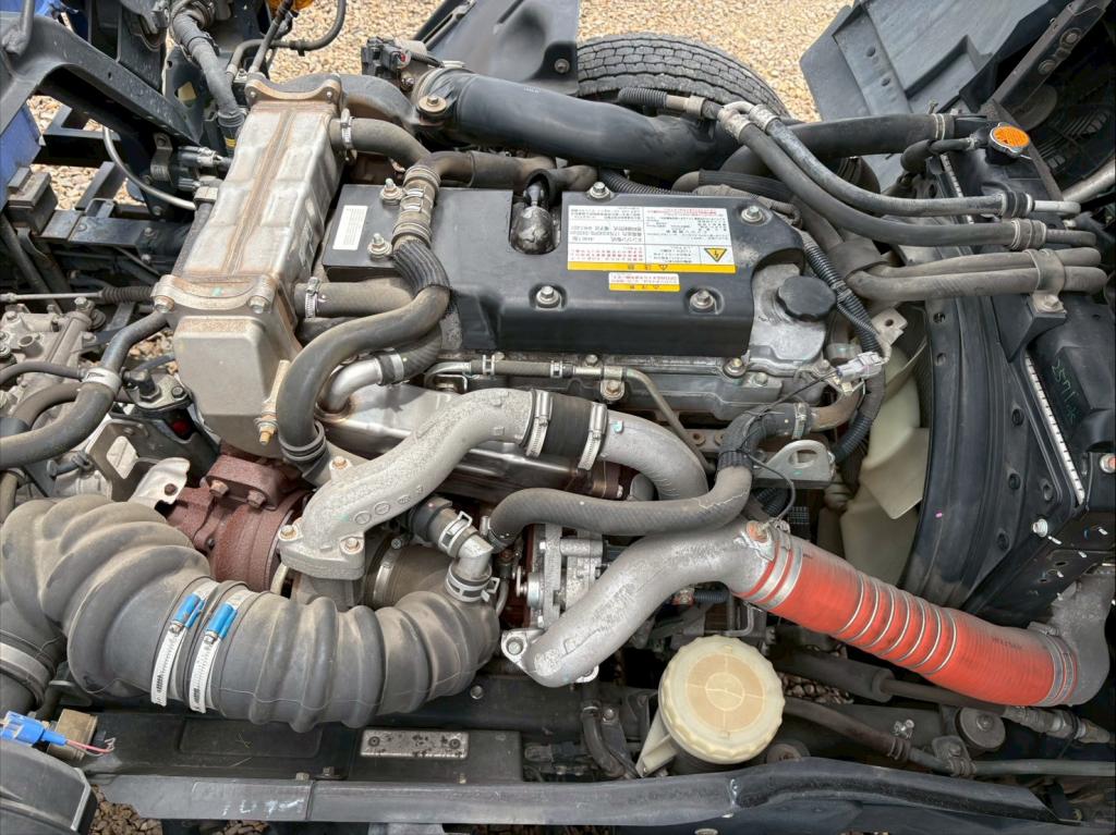 いすゞ フォワード 2RG-FRR90S2(2WD)の写真19
