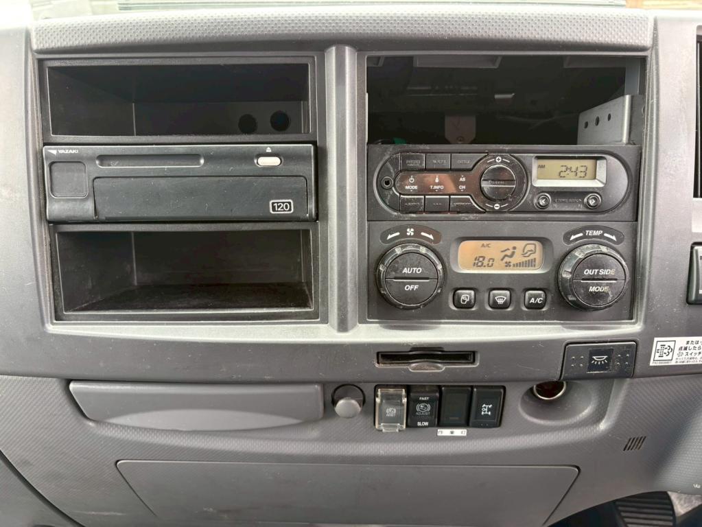いすゞ フォワード 2RG-FRR90S2(2WD)の写真22