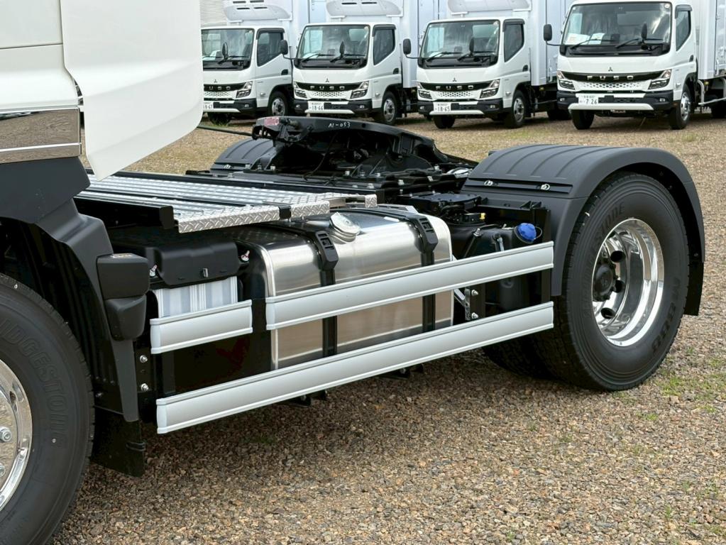 日野 プロフィア 2WG-SH1EEGG(2WD)の写真5