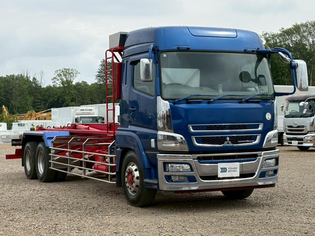 三菱 スーパーグレート QPG-FV60VZ(6x4)の写真2