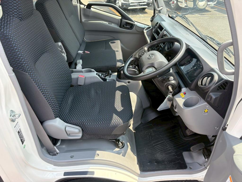 日野 デュトロ 2KG-XZU722M(2WD)の写真21