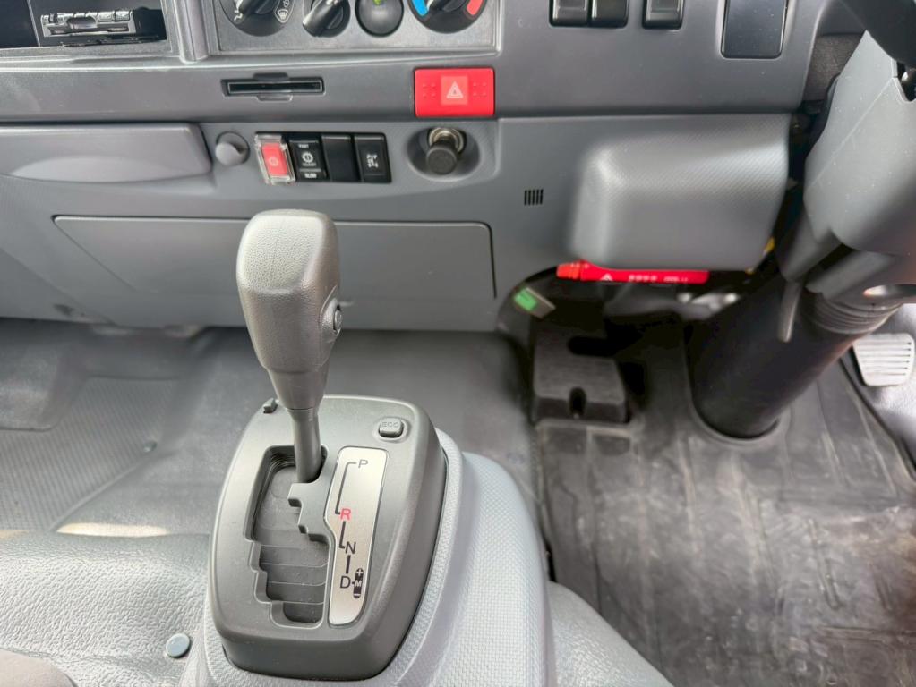 いすゞ エルフ TKG-NPR85AN(2WD)の写真23