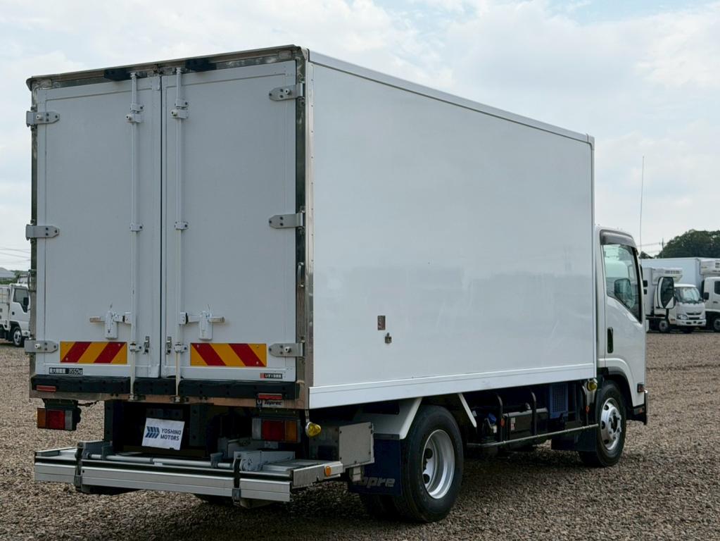 いすゞ エルフ 2RG-NPR88YN(2WD)の写真4