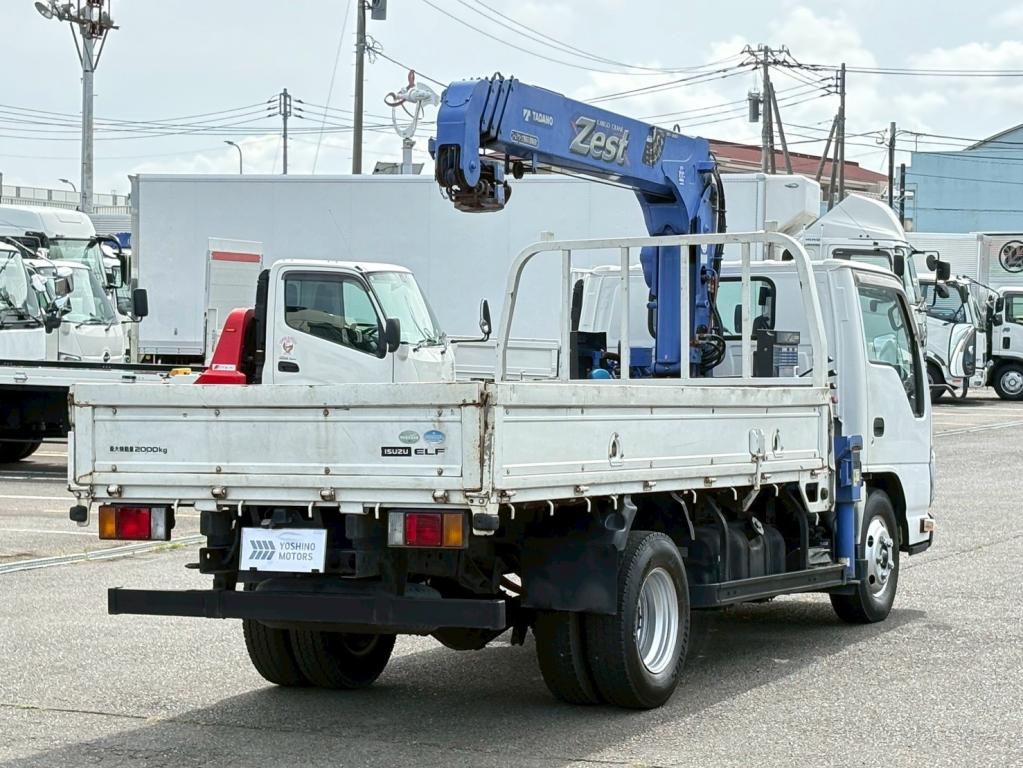 いすゞ エルフ TKG-NKR85AR(2WD)の写真4