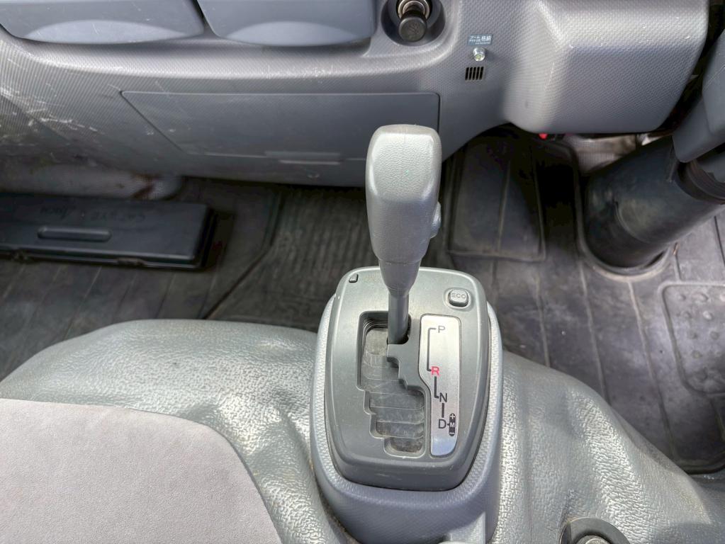いすゞ エルフ TKG-NKR85AR(2WD)の写真23