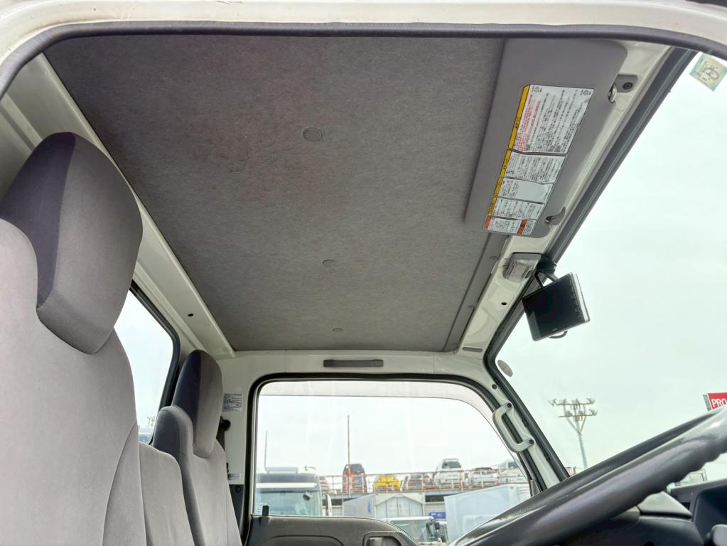 いすゞ エルフ TKG-NKR85AR(2WD)の写真24