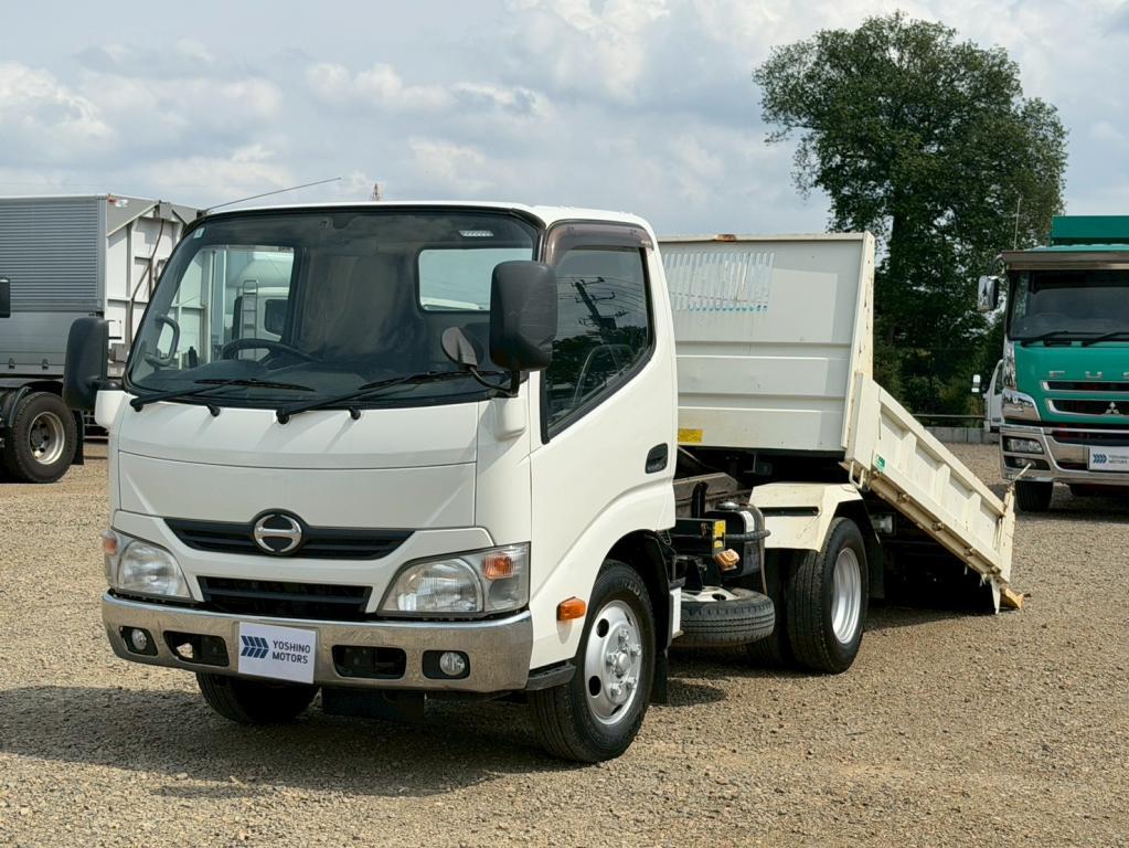 日野 デュトロ TKG-XZU620T(2WD)の写真1