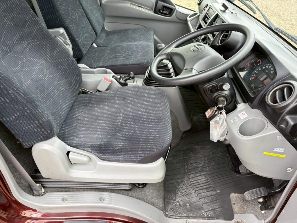 日野 デュトロ TDG-XZU730M(2WD)の写真21