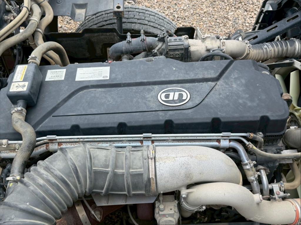 UD クオン 2PG-CW5BL(6x4)の写真18