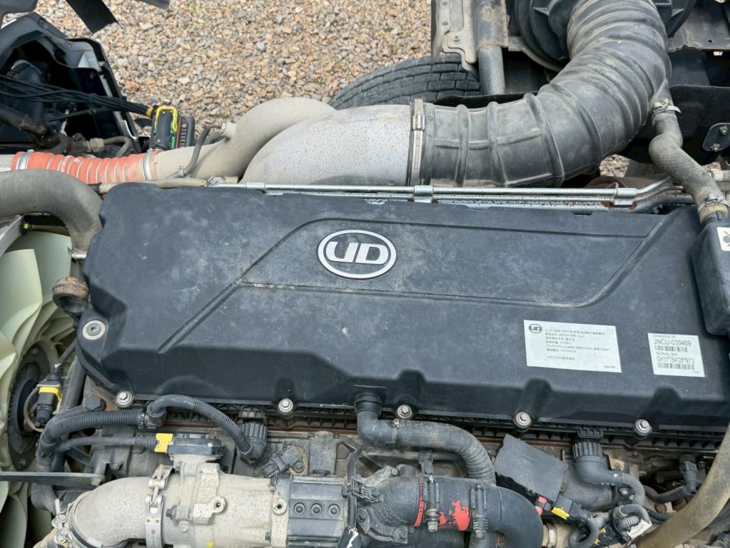 UD クオン 2PG-CW5BL(6x4)の写真19