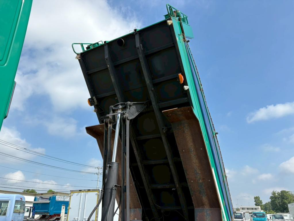 日野 プロフィア 2DG-FS1AGA(6x4)の写真13
