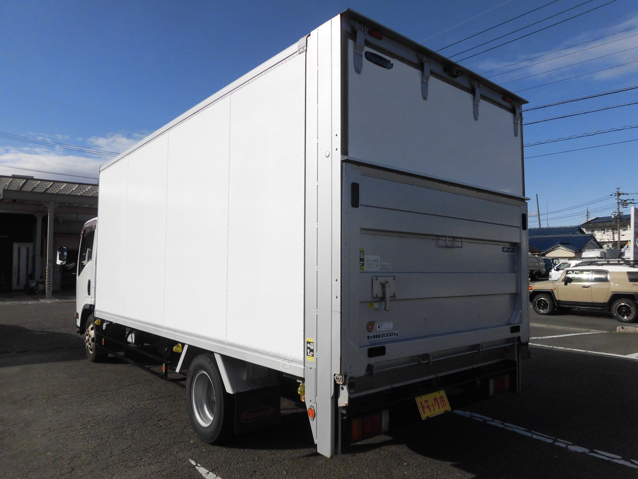 いすゞ エルフ TRG-NPR85AN(2WD)の写真4