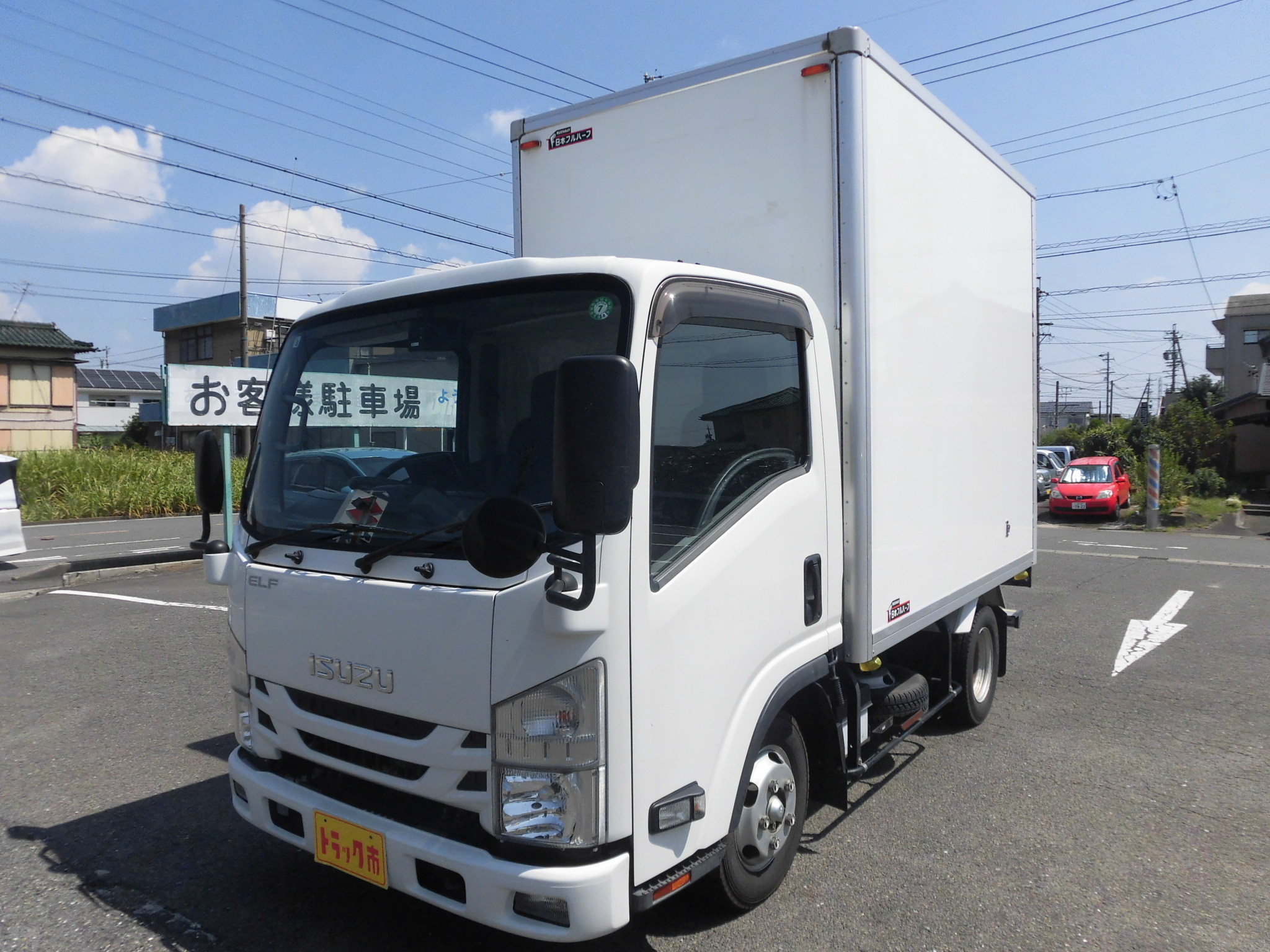 いすゞ エルフ 2RG-NLR88AN(2WD)の写真1