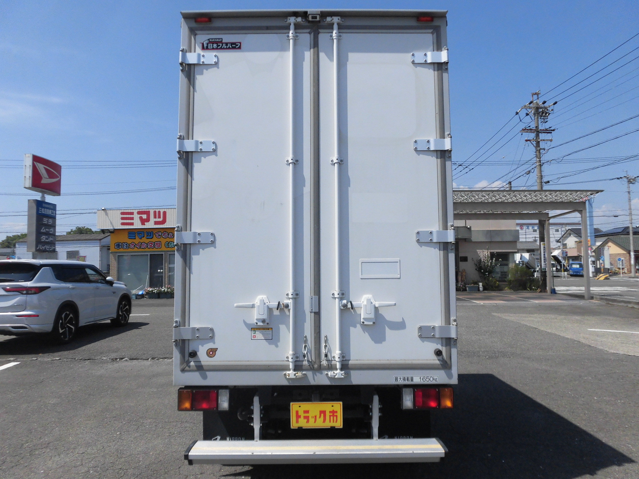 いすゞ エルフ 2RG-NLR88AN(2WD)の写真10