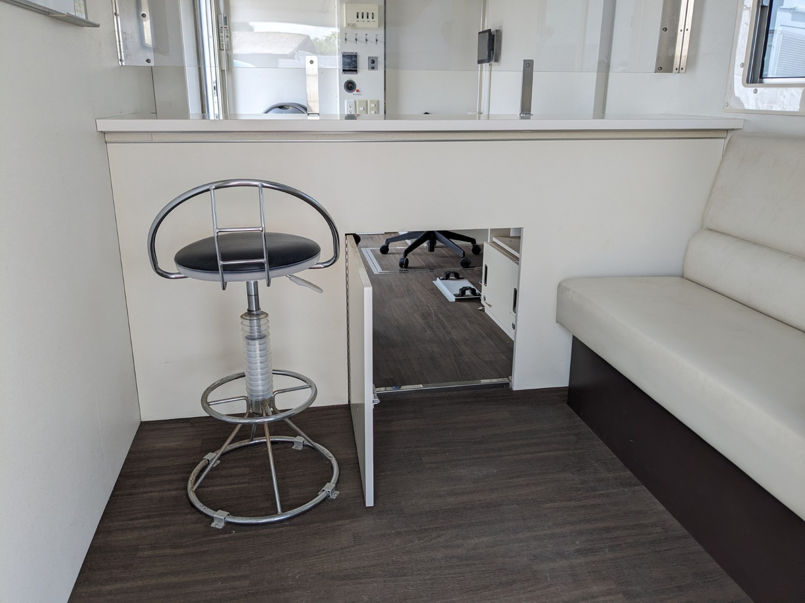 日野 デュトロ TPG-XZU710M(2WD)の写真10