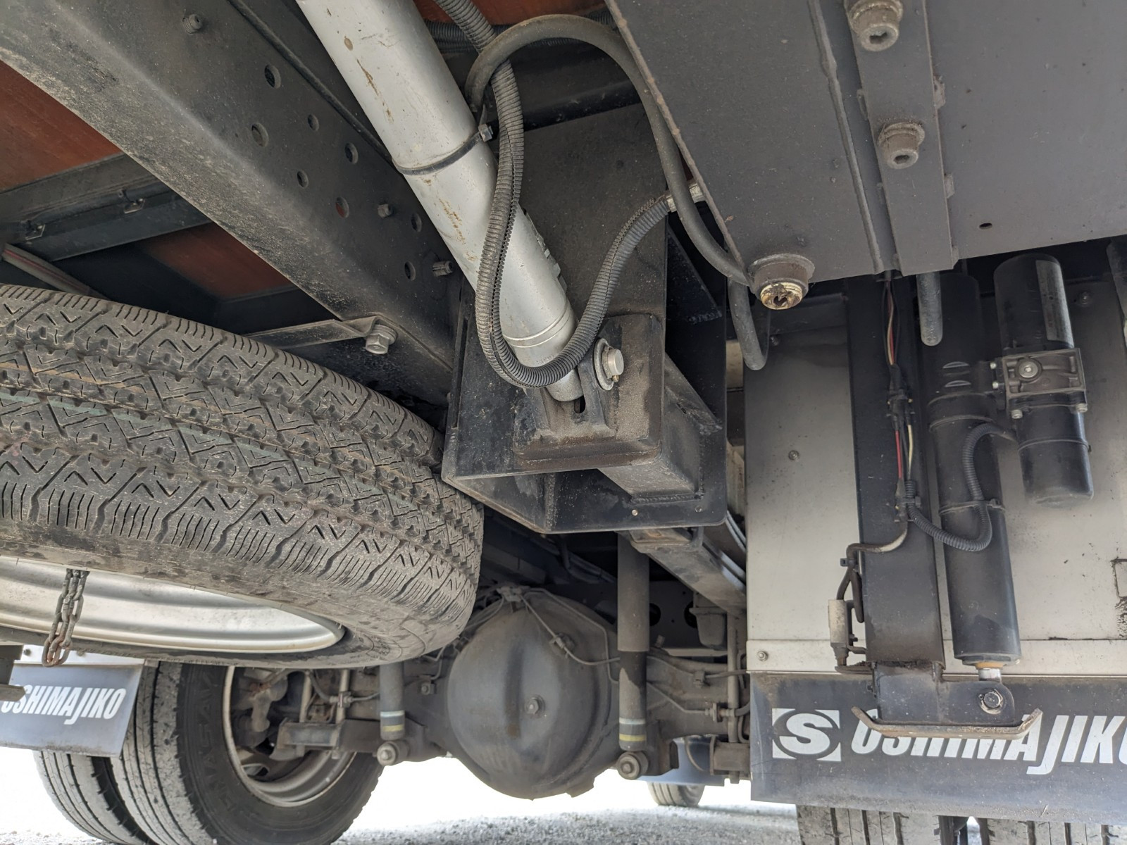 日野 デュトロ TPG-XZU710M(2WD)の写真32