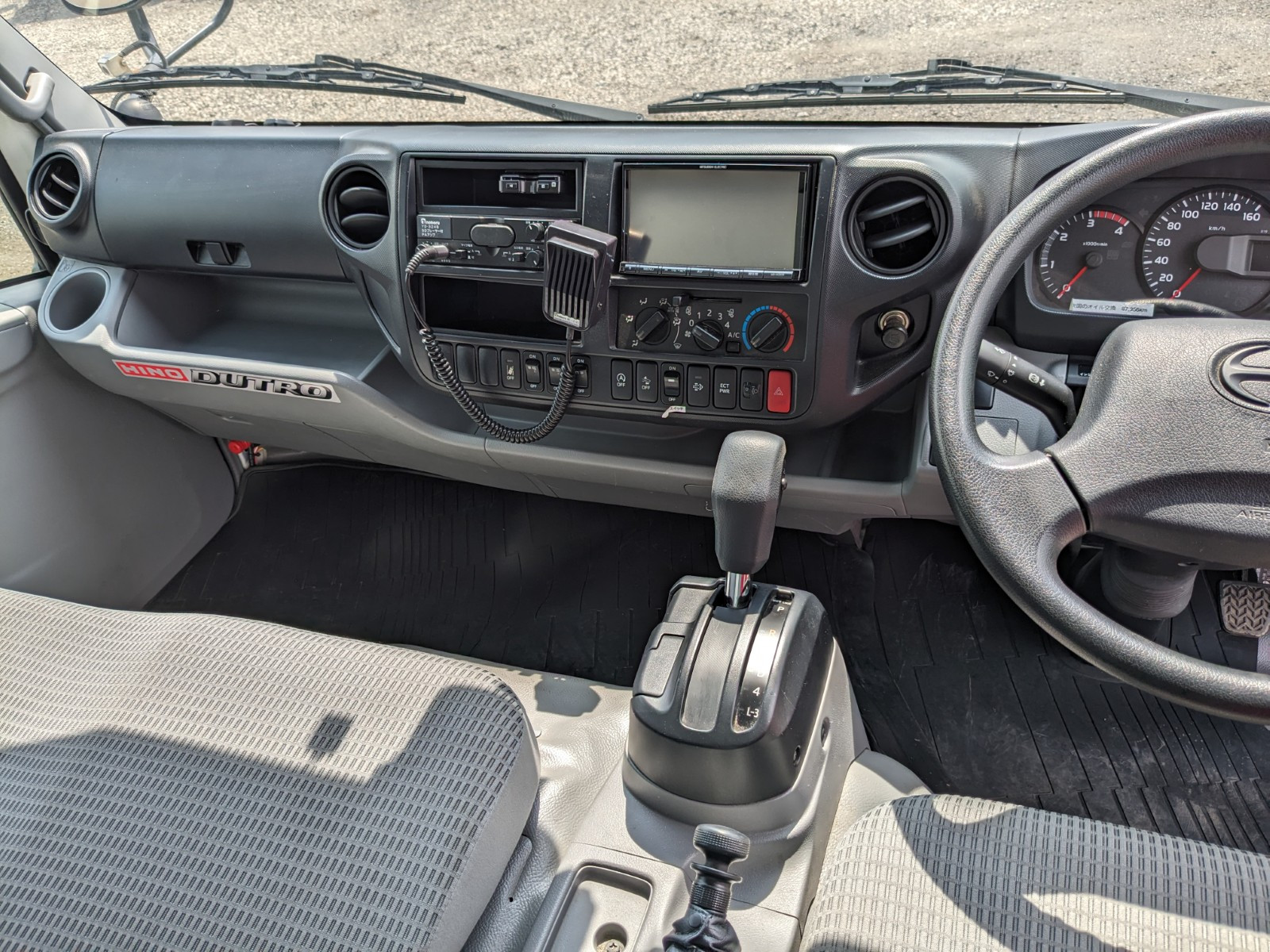 日野 デュトロ TPG-XZU710M(2WD)の写真38