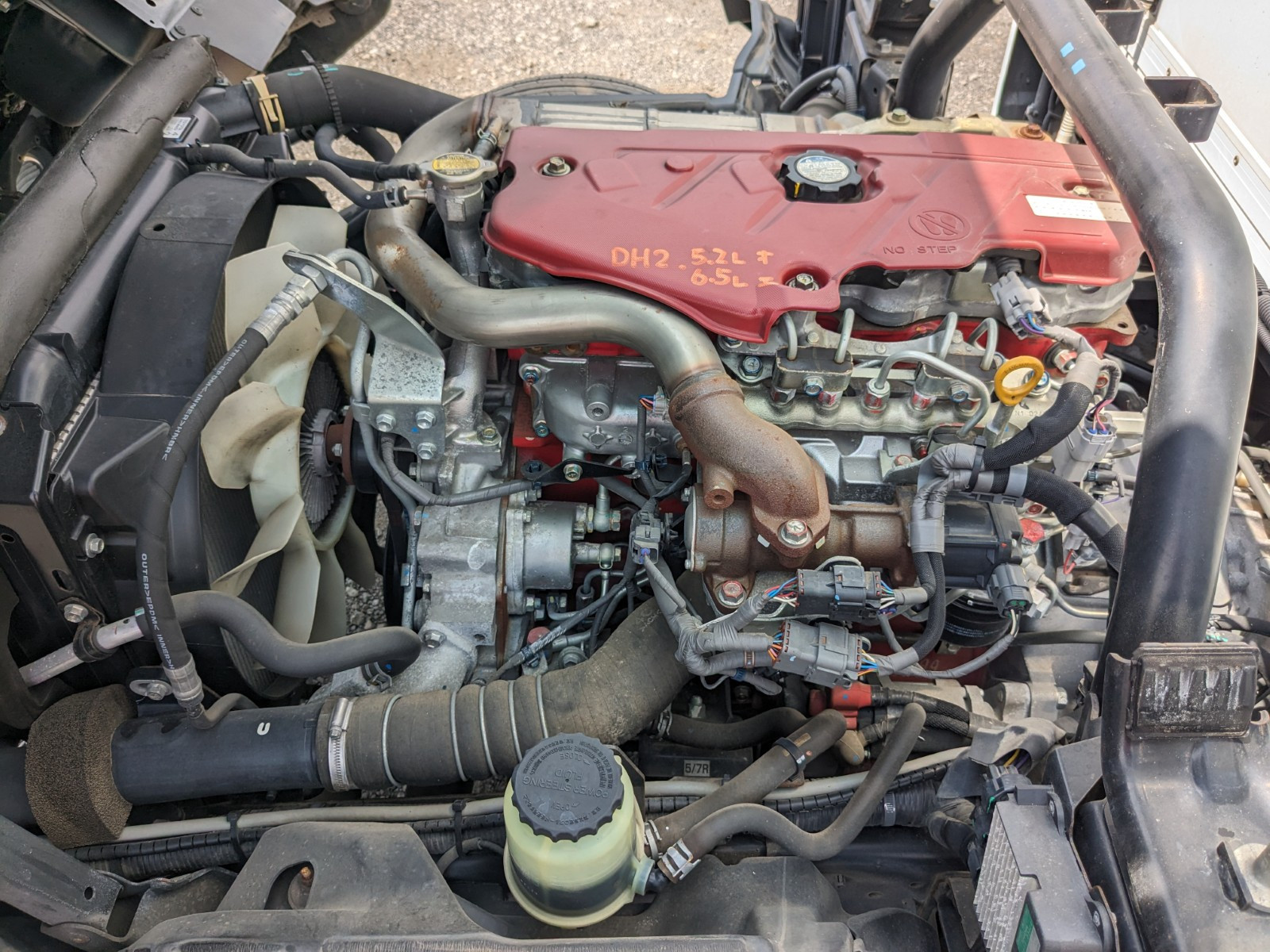 日野 デュトロ TPG-XZU710M(2WD)の写真40