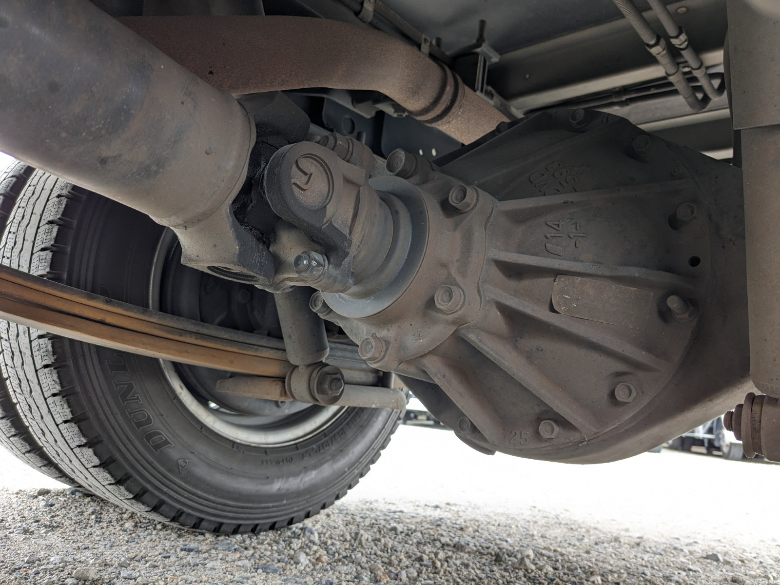 いすゞ エルフ TRG-NHR85AN(2WD)の写真24