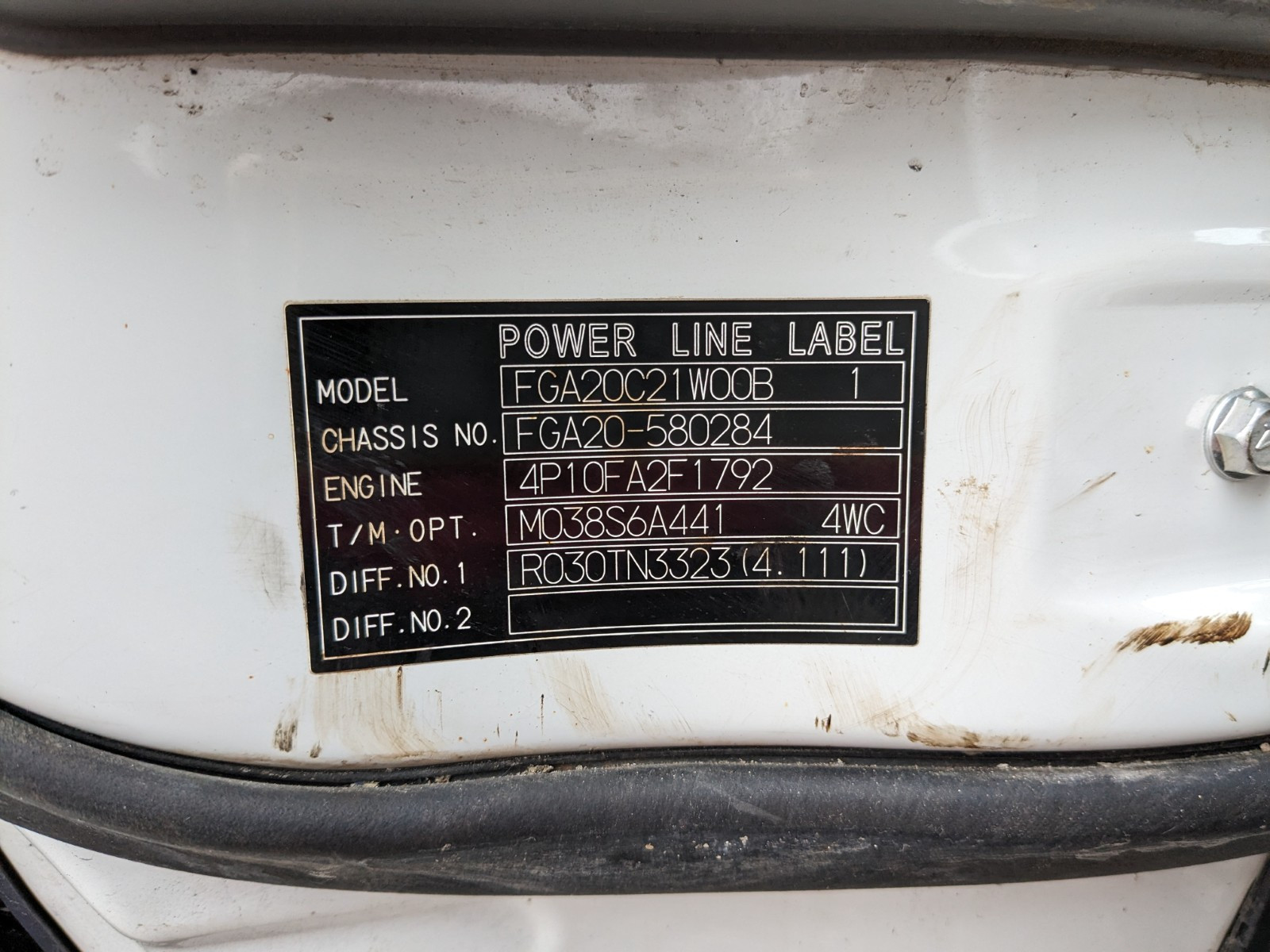 三菱 キャンター 2RG-FGA20(4WD)の写真2