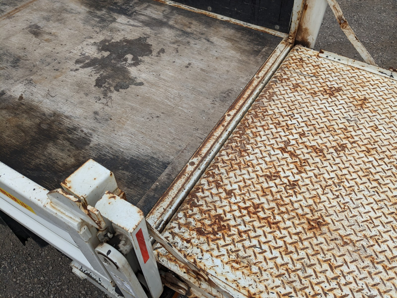 三菱 キャンター 2RG-FGA20(4WD)の写真12