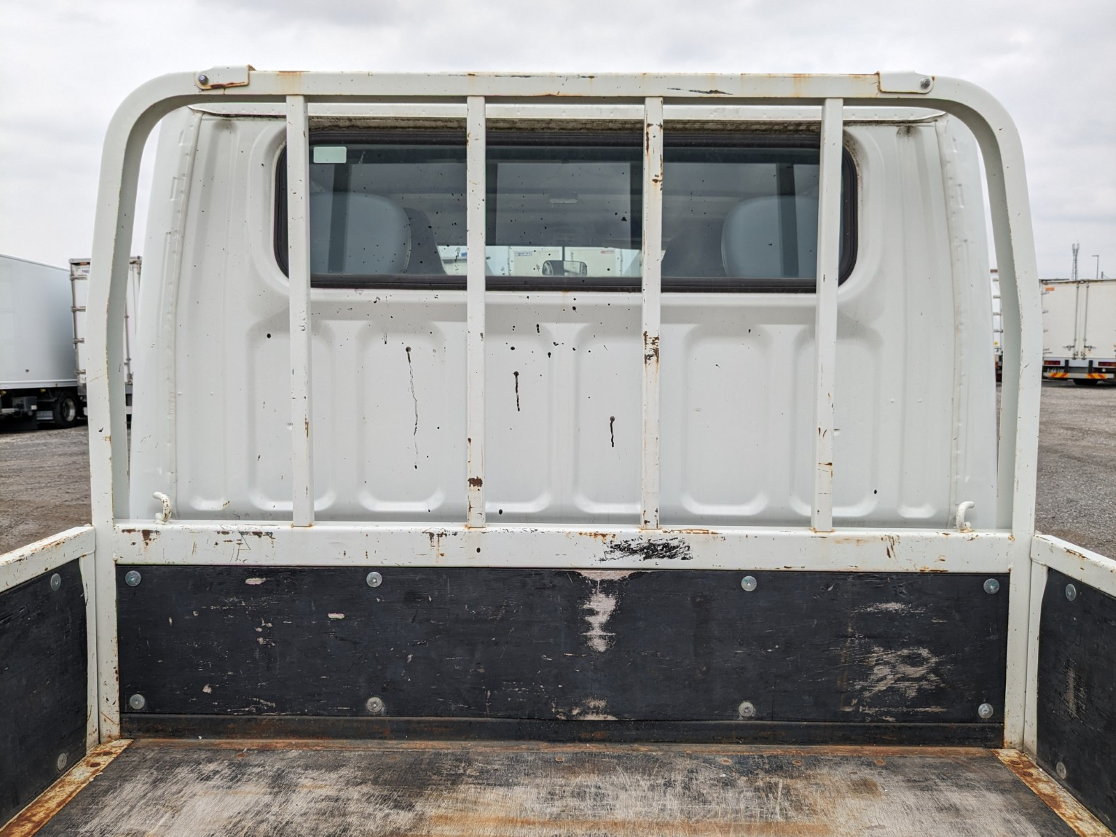 三菱 キャンター 2RG-FGA20(4WD)の写真16