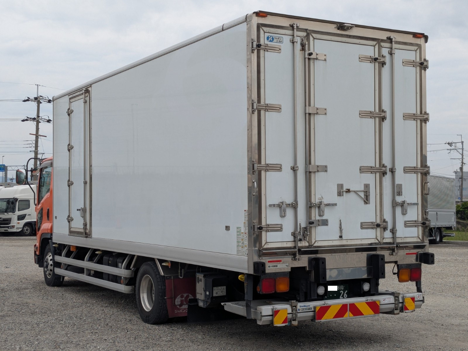 いすゞ フォワード 2PG-FRR90T2(2WD)の写真6