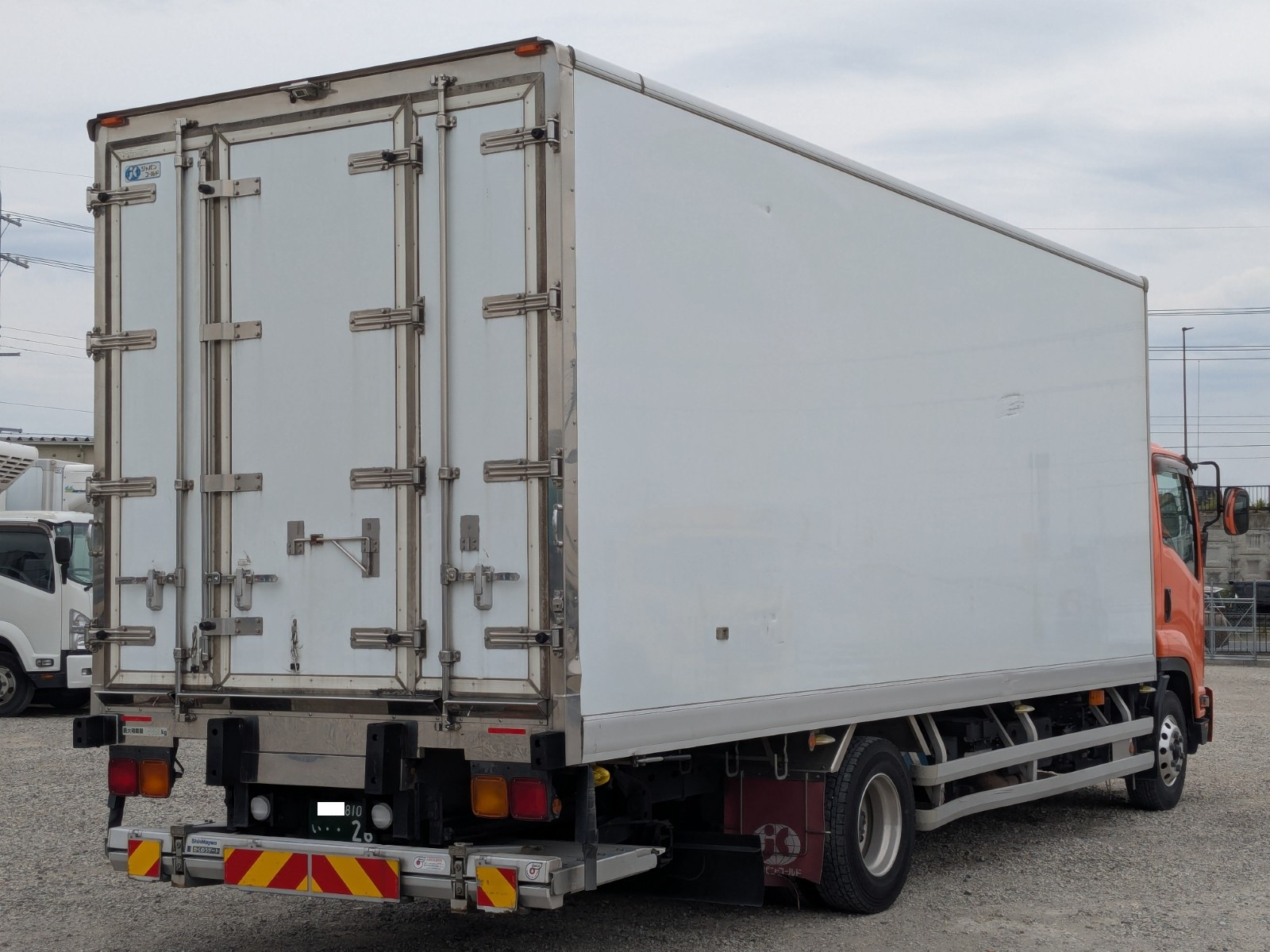 いすゞ フォワード 2PG-FRR90T2(2WD)の写真8