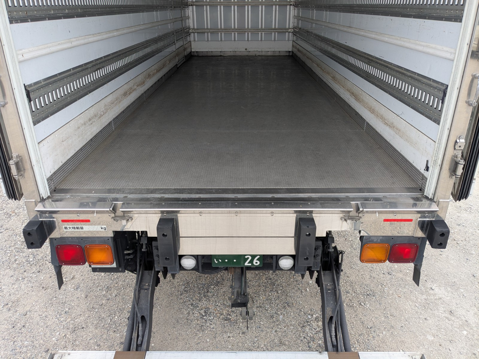 いすゞ フォワード 2PG-FRR90T2(2WD)の写真13