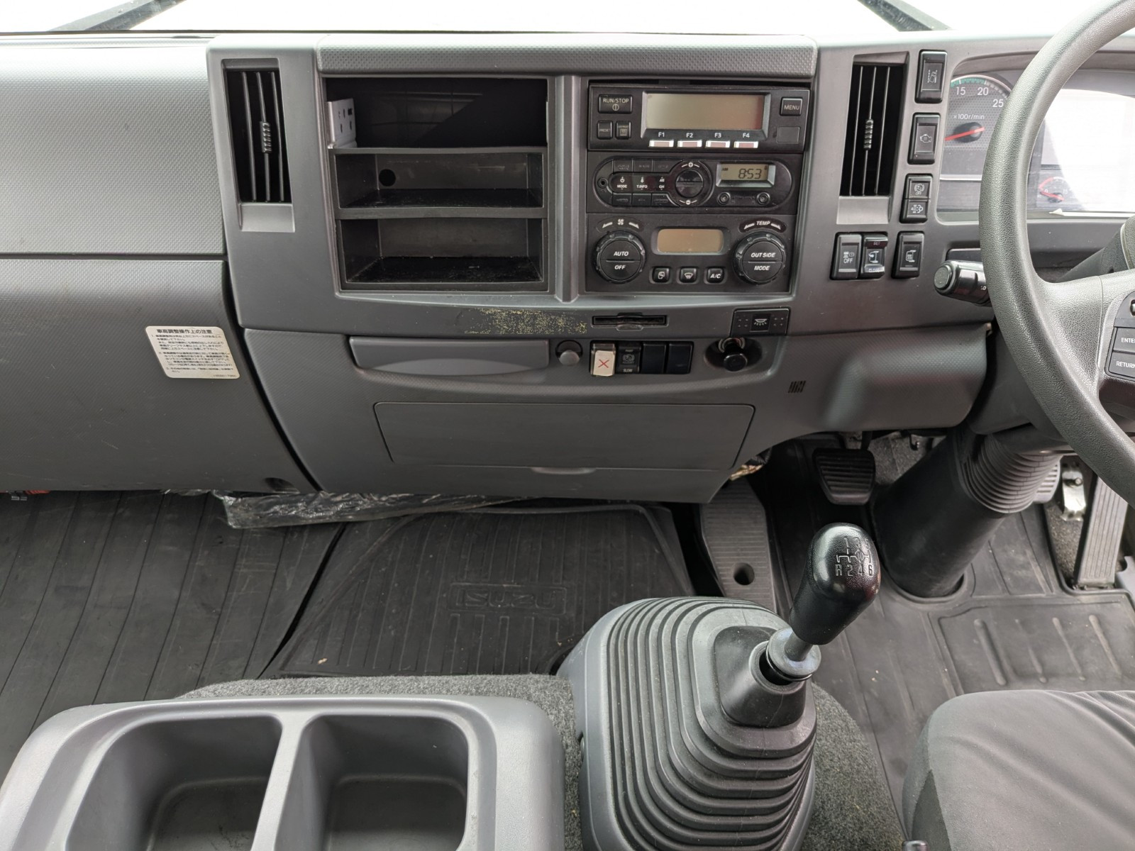 いすゞ フォワード 2PG-FRR90T2(2WD)の写真42