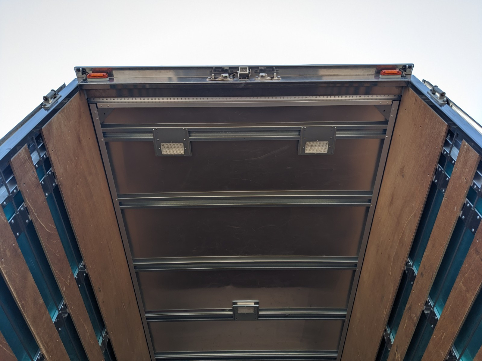 日野 デュトロ TPG-XZC655M(2WD)の写真11