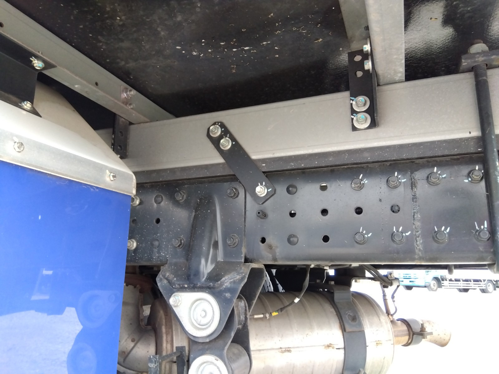 三菱 キャンター 2RG-FBAV0(2WD)の写真24