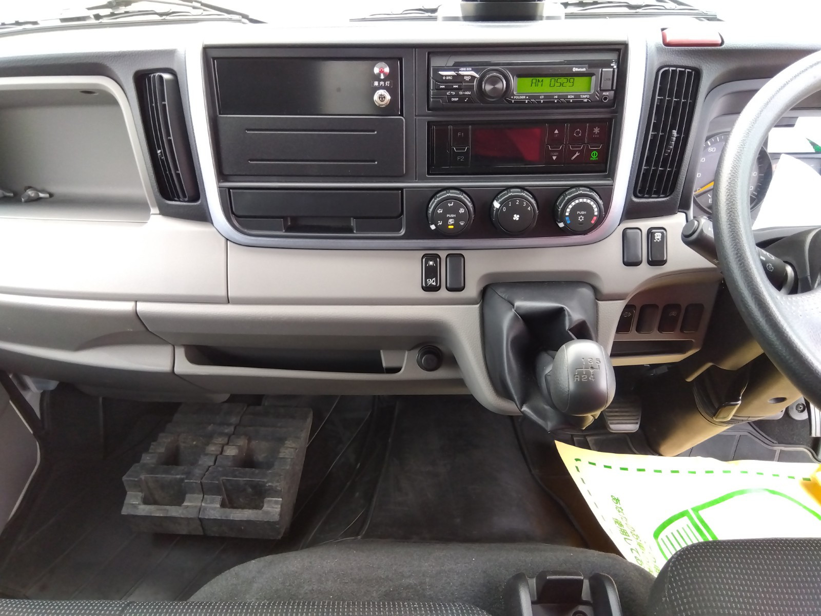 三菱 キャンター 2RG-FBAV0(2WD)の写真36