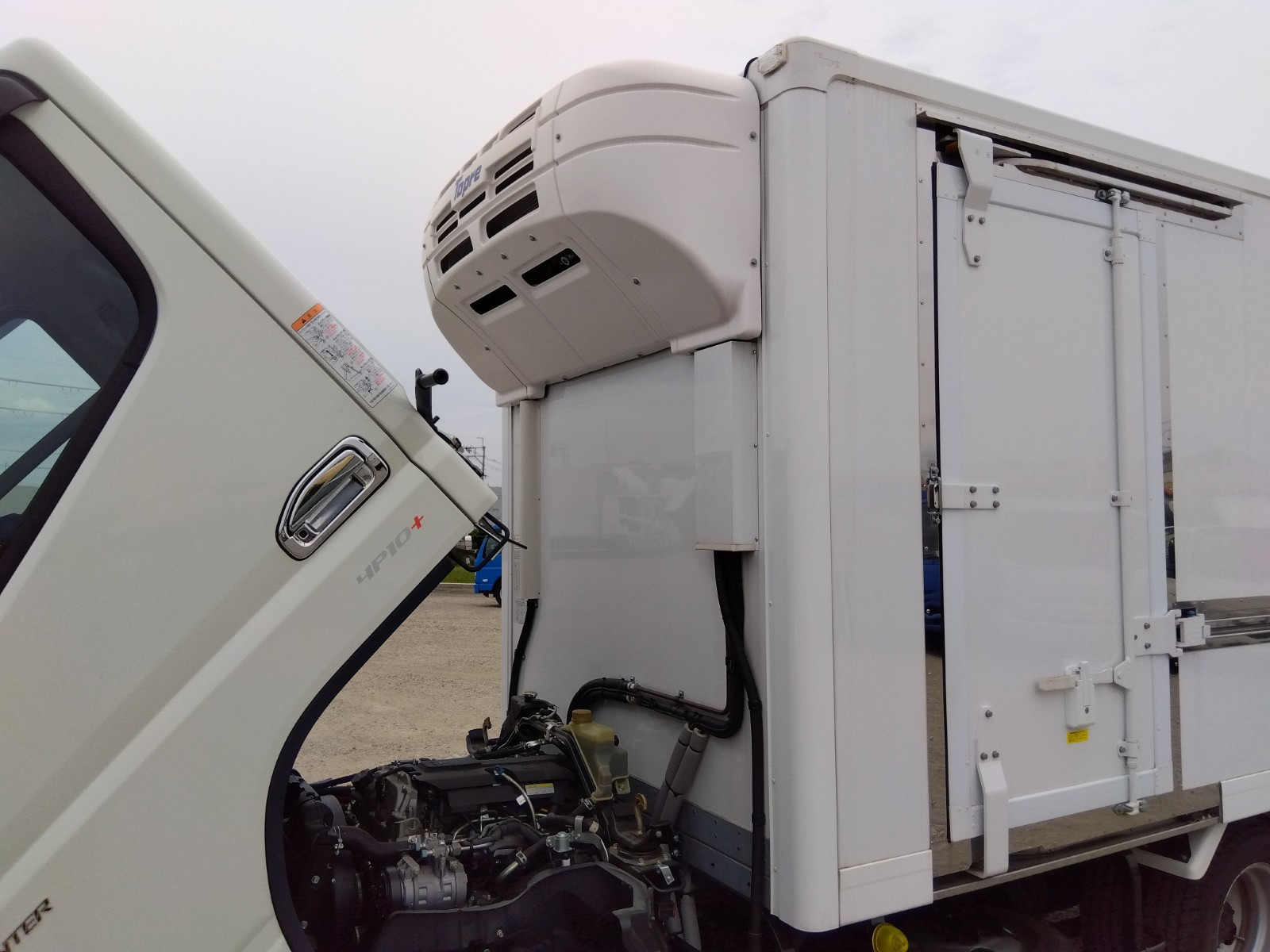 三菱 キャンター 2RG-FBAV0(2WD)の写真40