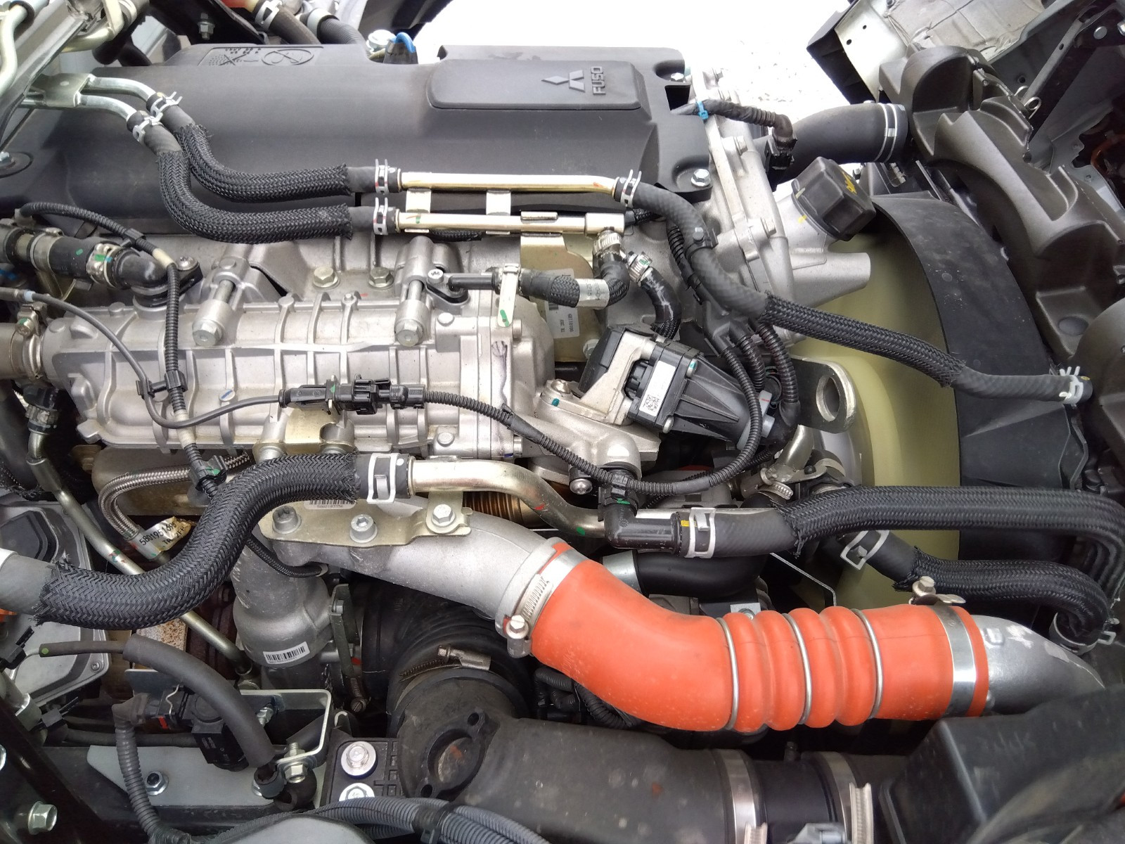 三菱 キャンター 2RG-FBAV0(2WD)の写真42