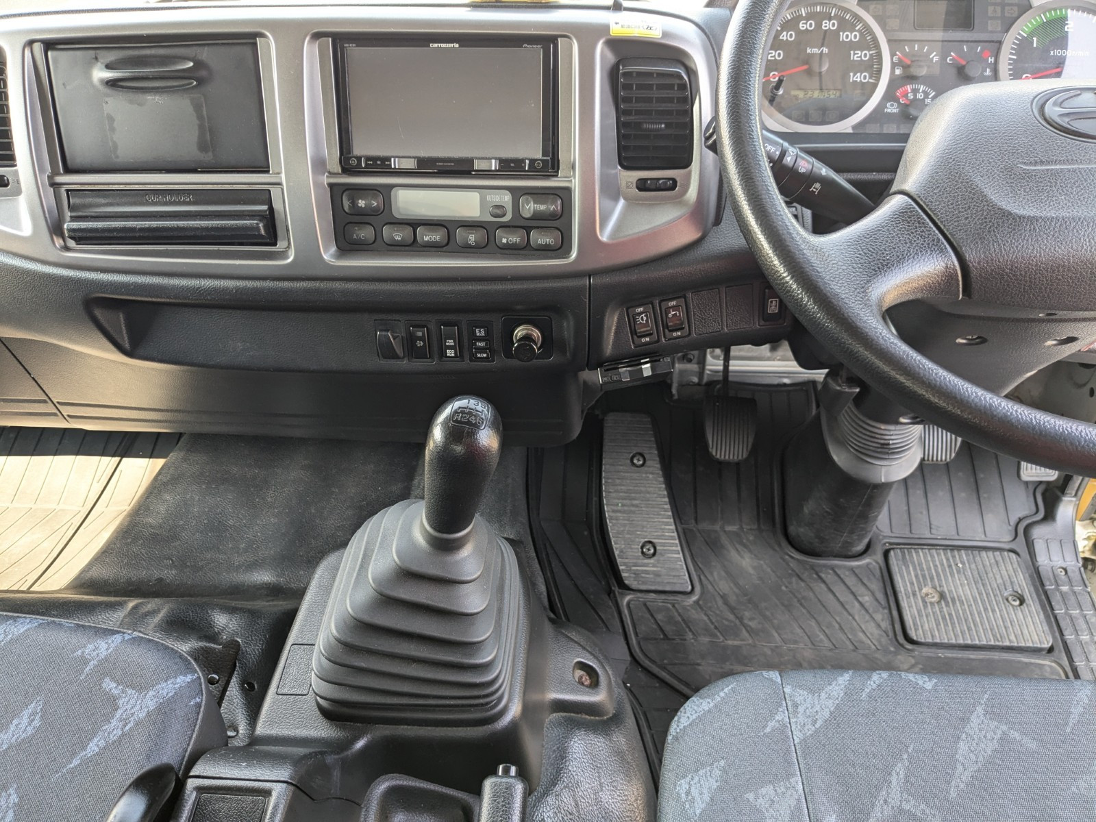 日野 レンジャー TKG-FD9JLAA(2WD)の写真38